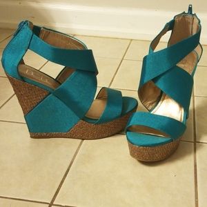 Bcbg peacock heels